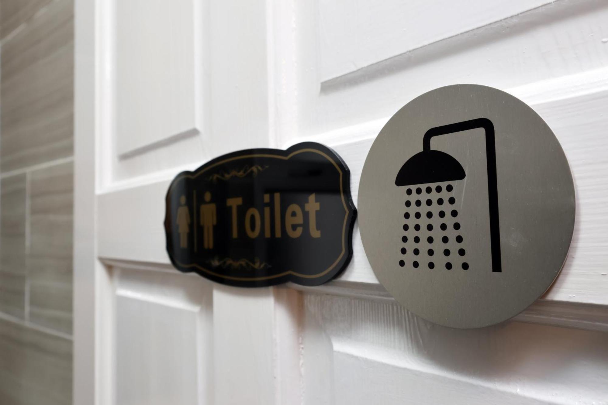 Cardiff City Guesthouse, Central Rooms, Fast Wi-Fi, On-Street Parking Buitenkant foto